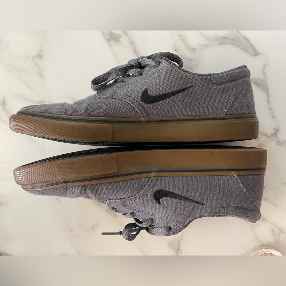 Nike Men’s Cloth SB Sneakers